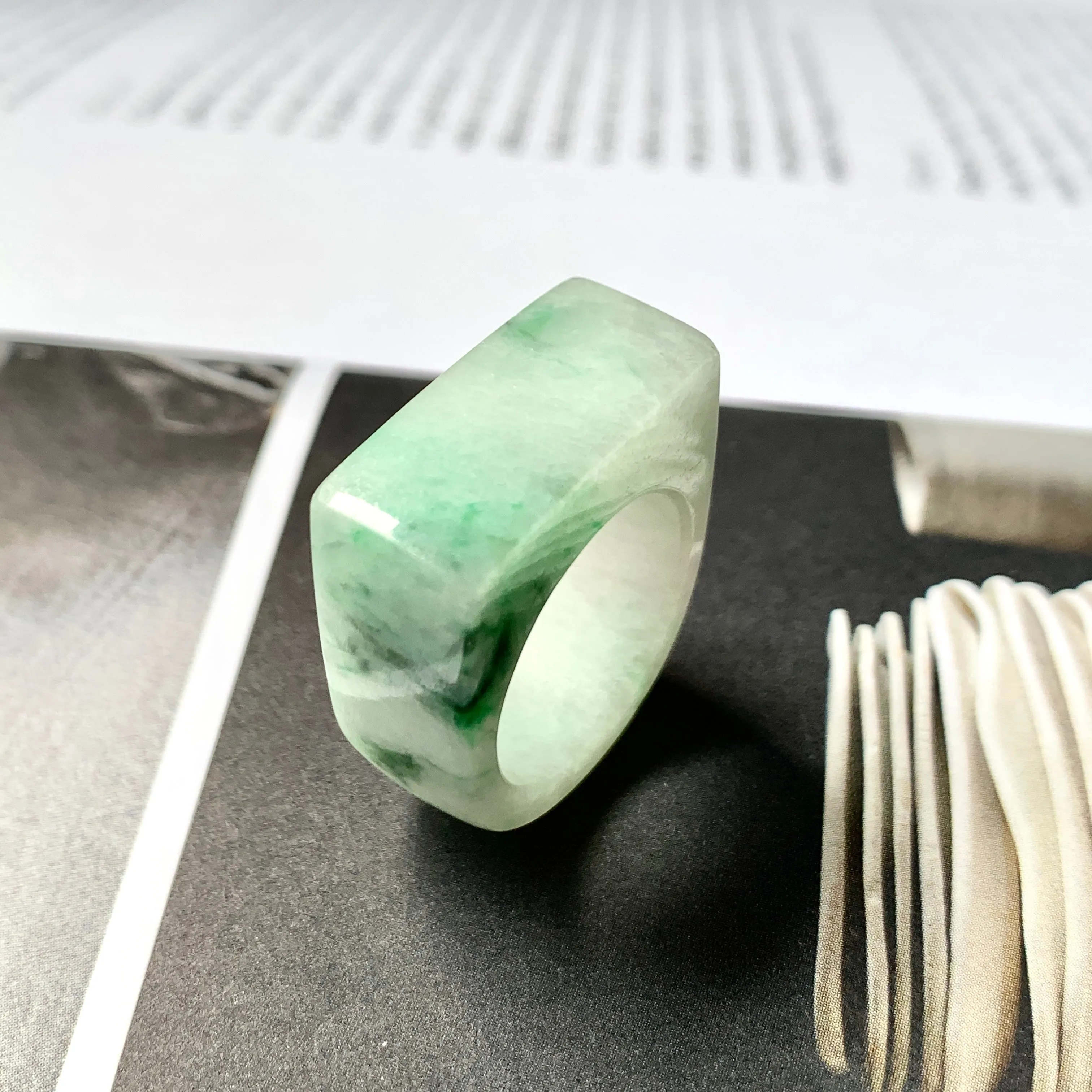 18.2mm A-Grade Natural Moss On Snow Jadeite Ring Band No.220474