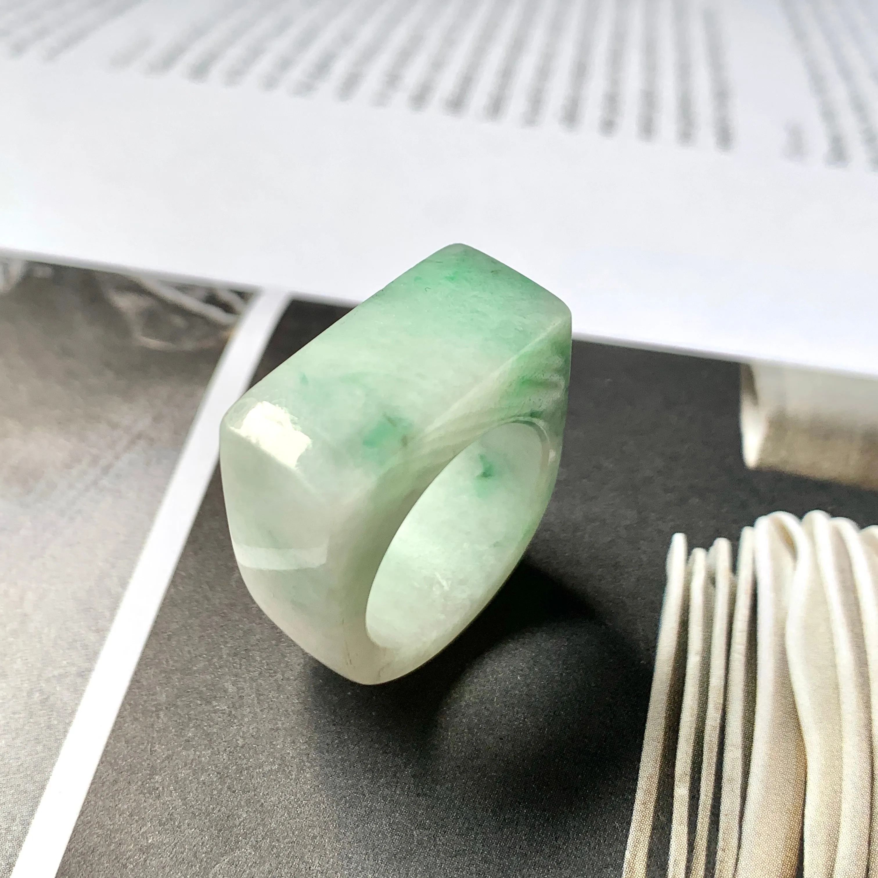 18.2mm A-Grade Natural Moss On Snow Jadeite Ring Band No.220474