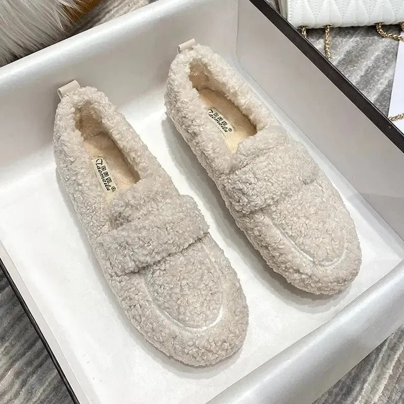 2023 new women's winter loafers warm outdoor shoes plush design british style white snow boots Ladies' casual flats Large size 41-43