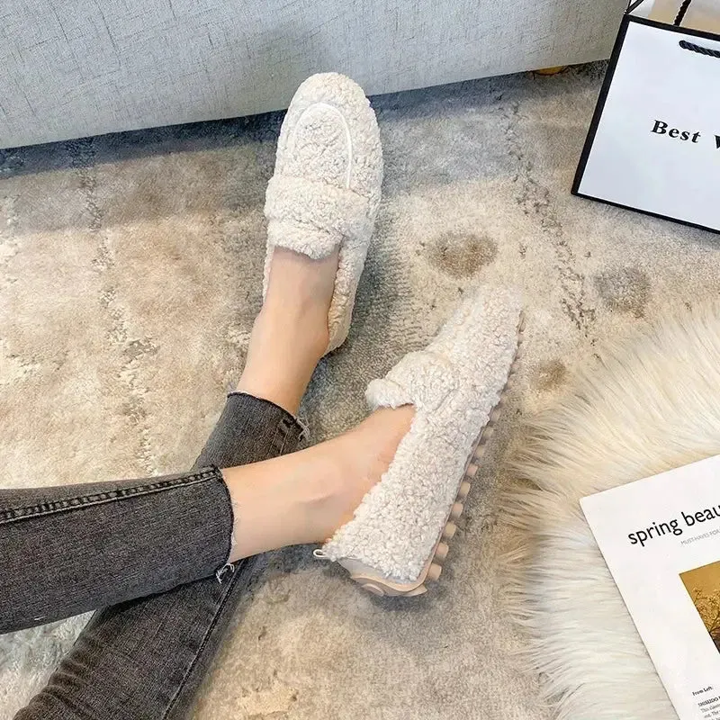 2023 new women's winter loafers warm outdoor shoes plush design british style white snow boots Ladies' casual flats Large size 41-43