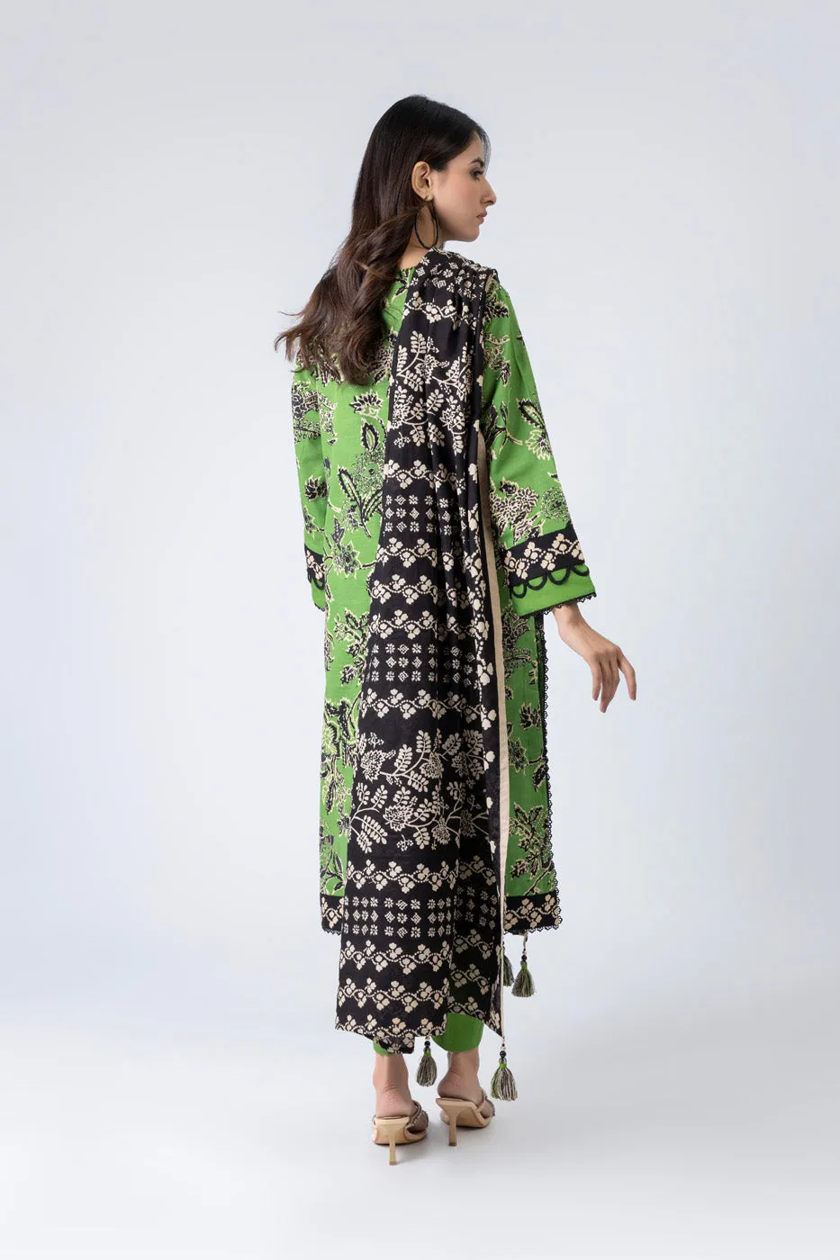 3 Piece Printed Khaddar Suit With Light Khaddar Dupatta