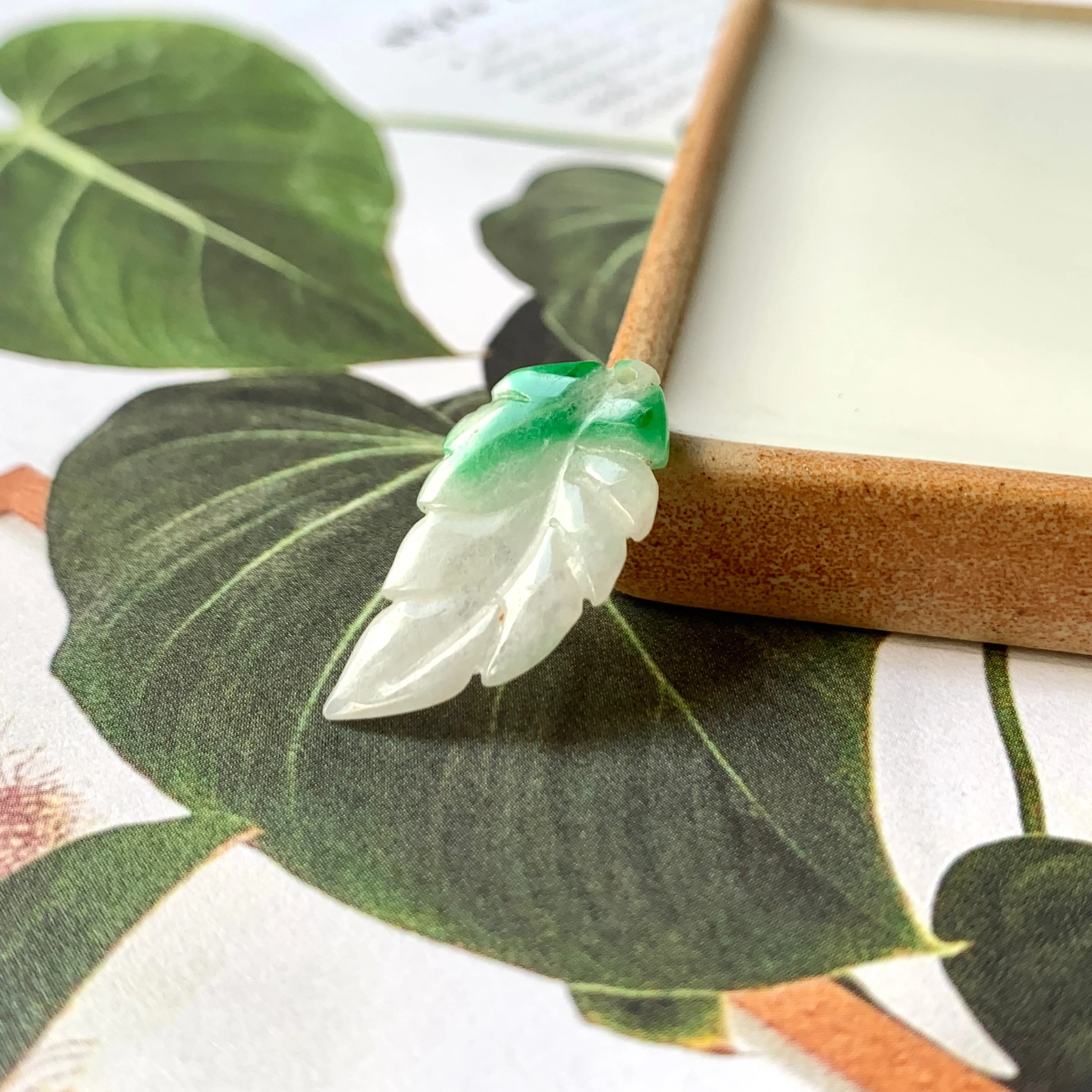 A-Grade Moss On Snow Jadeite Leaf Pendant No.172280