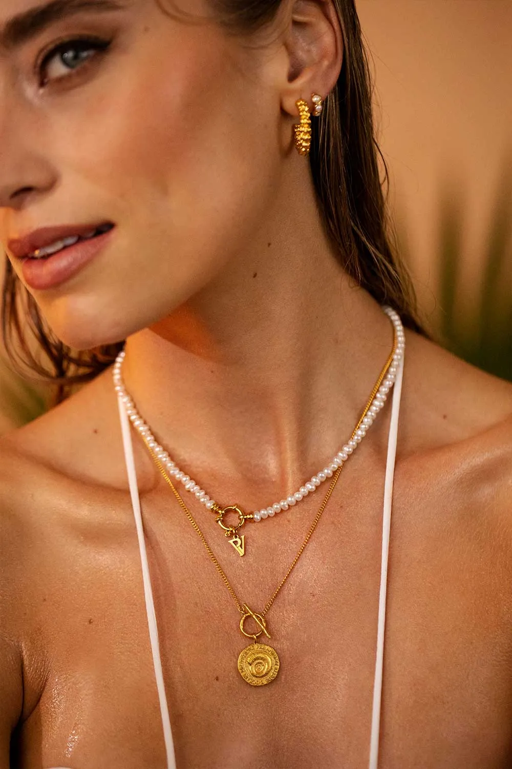 Allure Coin Necklace Gold