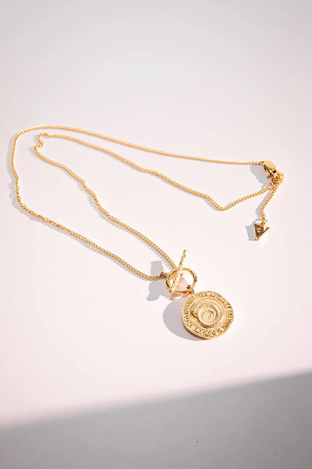 Allure Coin Necklace Gold