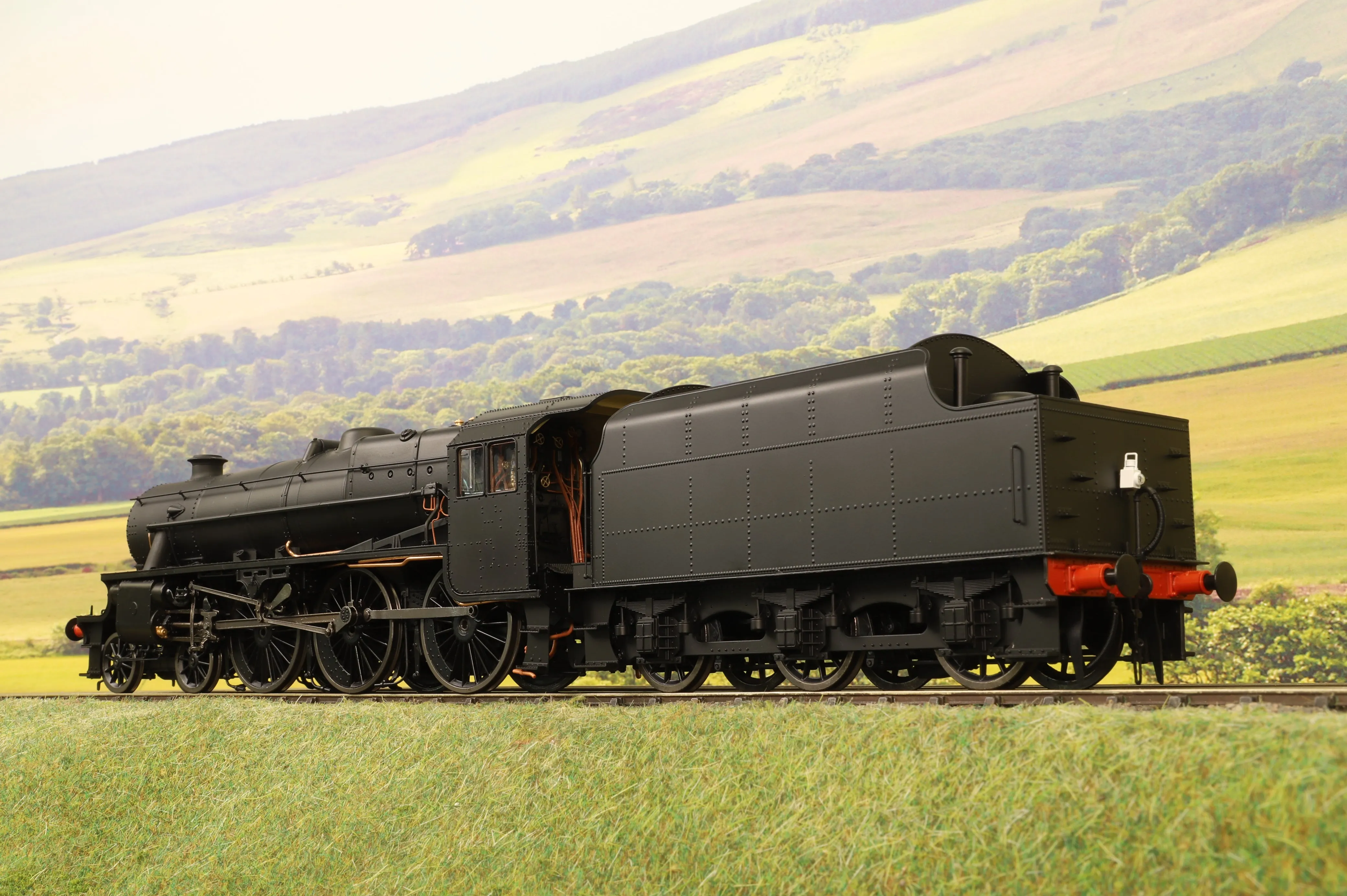 Ellis Clark Trains E1010US O Gauge Stanier Class 5 4-6-0 "Black 5", Plain Black, 'Un-numbered', Riveted Tender, DCC Sound