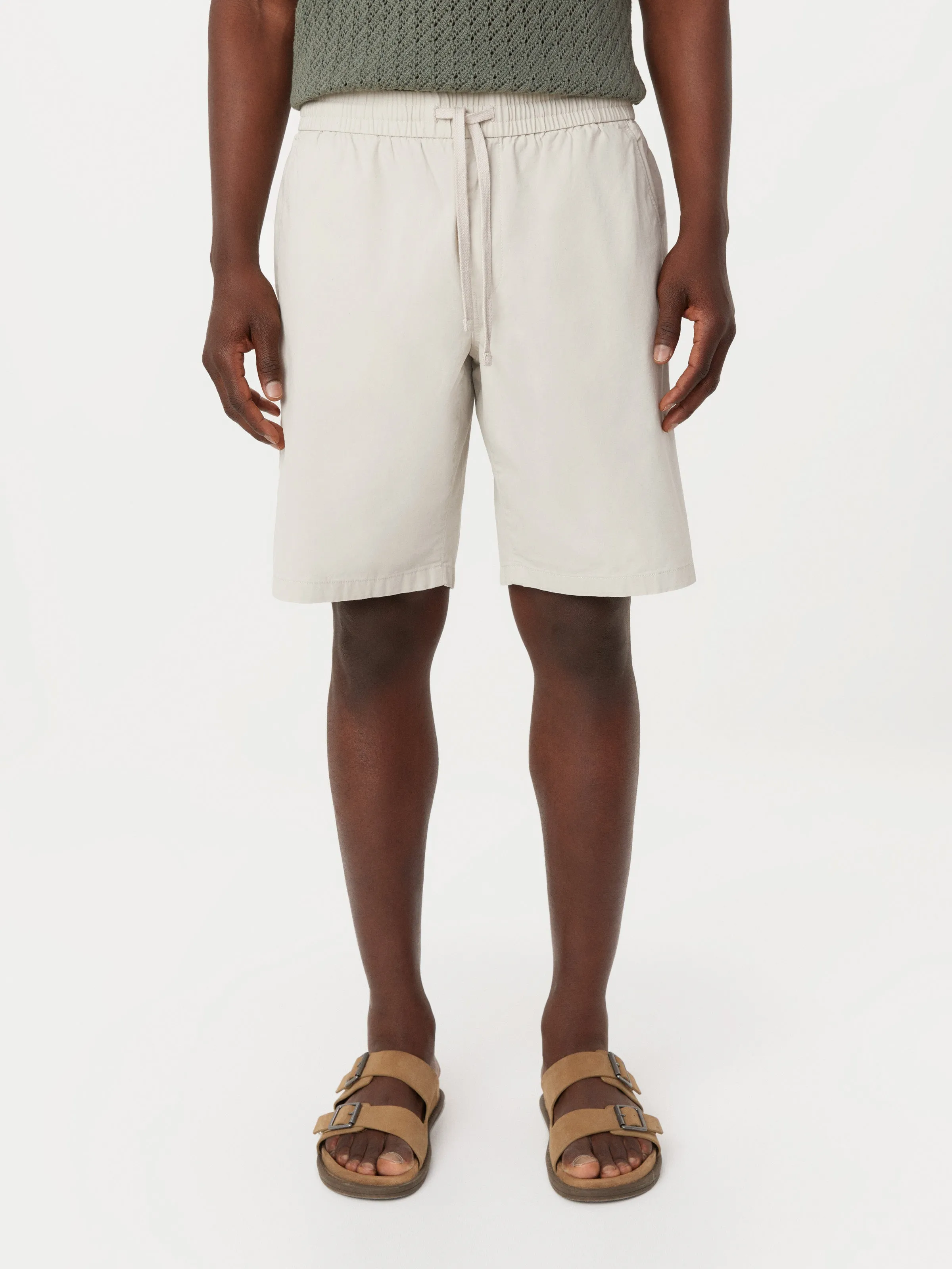 The Joey Chino Short in Moonlight