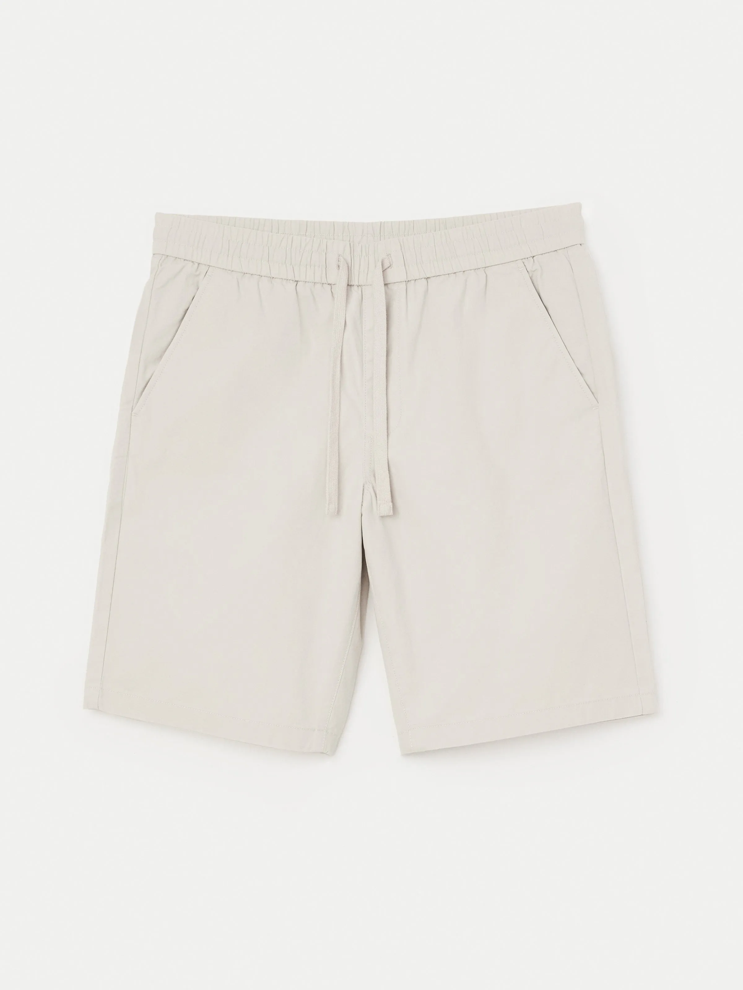 The Joey Chino Short in Moonlight