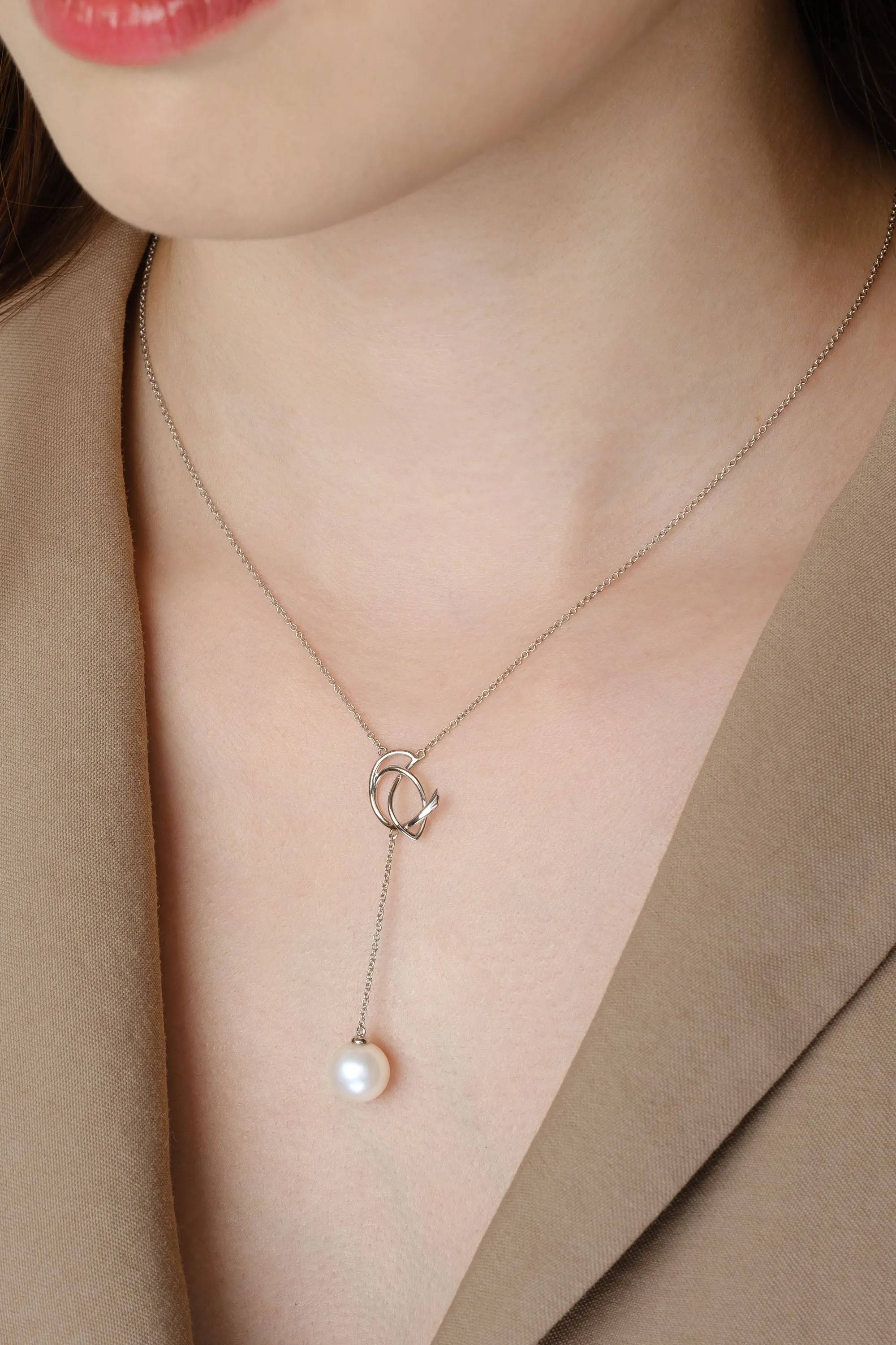 THIALH - ROBIN - Fresh water pearl 18K White Gold Necklace